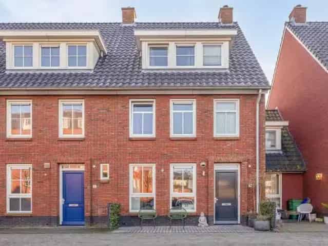 8-Kamer woning Westwijk Ruim Modern Energiezuinig