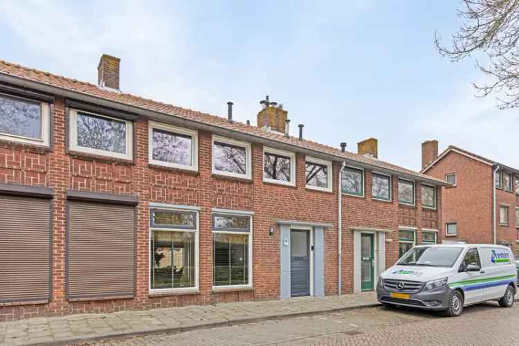 Eengezinswoning Te Koop in Zevenbergen, Noord-Brabant