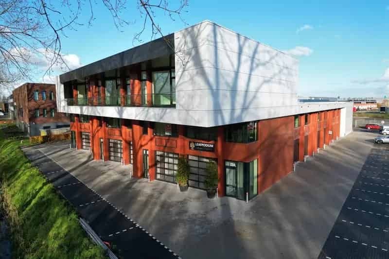 Bedrijfshal te huur Numansdorp Edisonstraat