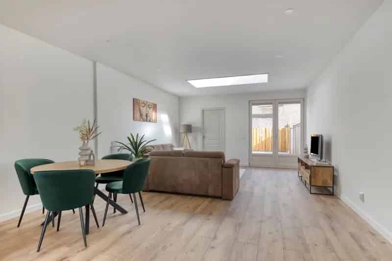 Huis te koop Zaandam: Gerenoveerde jaren 20 woning met 3 slaapkamers