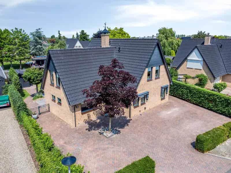 Luxe Villa Aan Het Water 3 slaapkamers Moderne Keuken