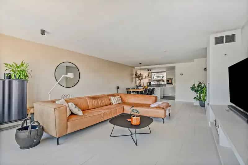Huis te koop Zaandam: Luxe woning aan het water