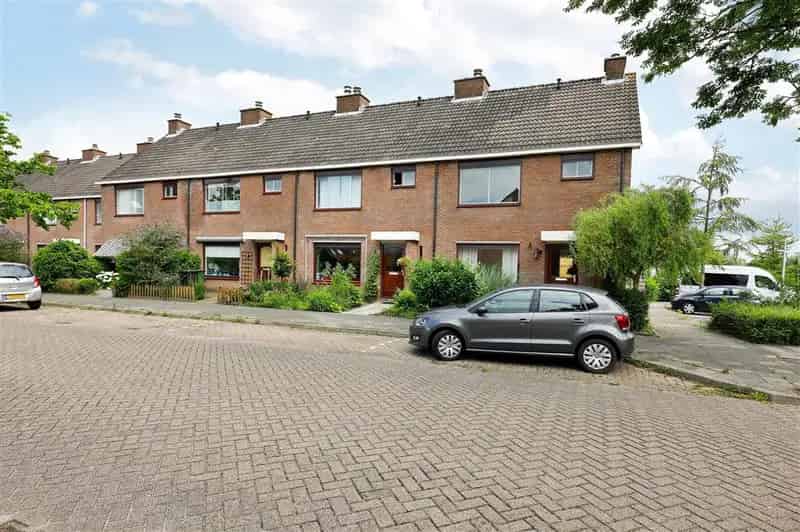 Huis Te Huur , 32, Hazelaarstraat, Ter Aar, Zuid-Holland