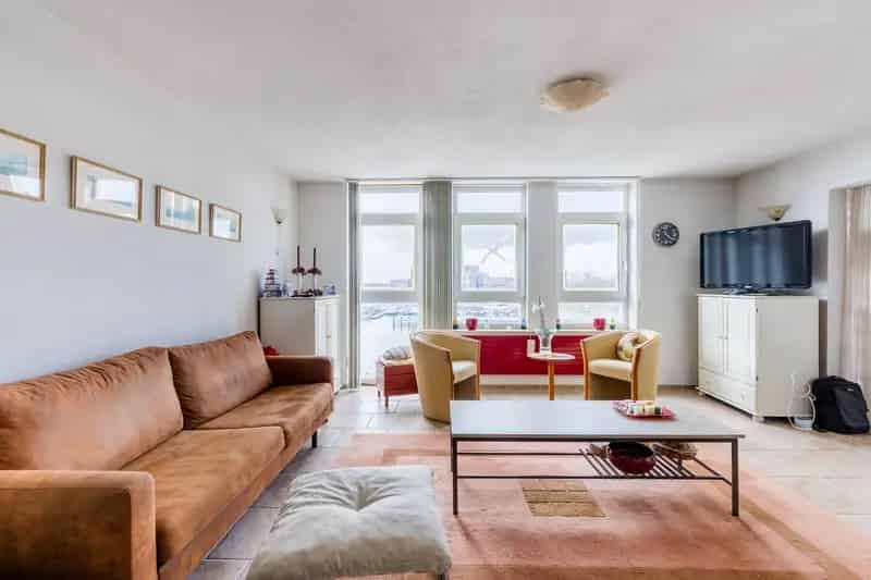 Appartement te koop Almere Haven: 93m² 3-kamer appartement met havenzicht