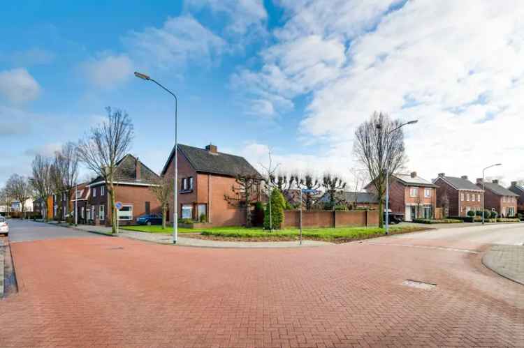 Ruime Vrijstaande Woning 5 Slaapkamers Grote Garage 511m2
