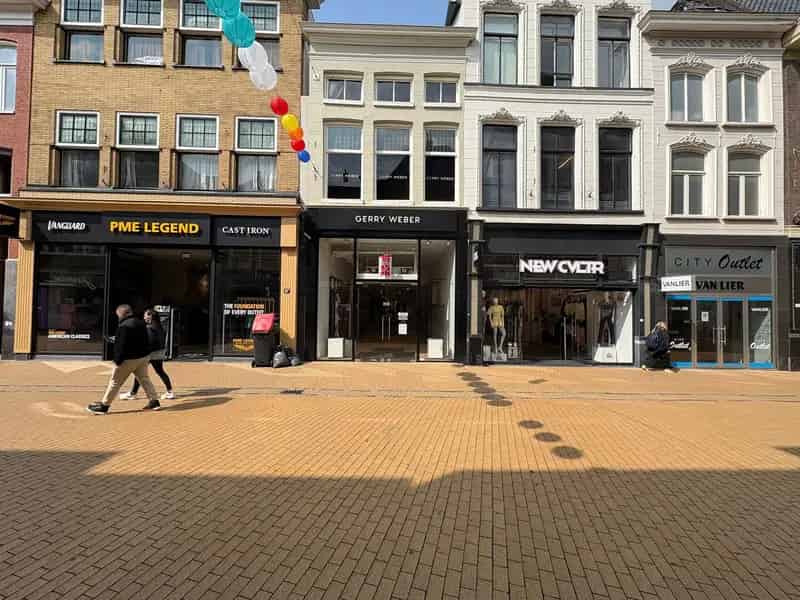 Winkel te Huur Groningen Herestraat 155m2