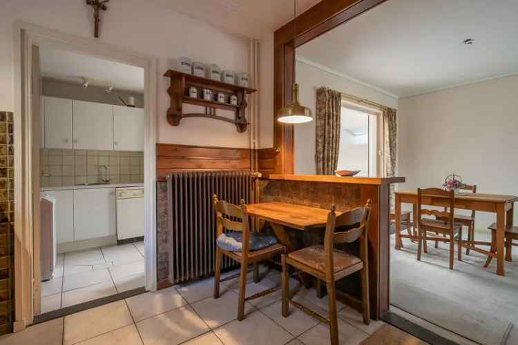 Vrijstaande woning Beutenaken: Ruime woning met studio en tuin