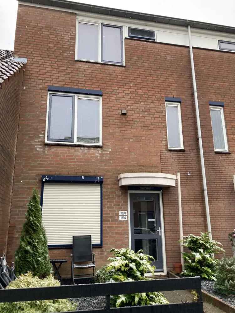 Woning nabij Winkelcentrum Zuiderpoort met gratis parkeren