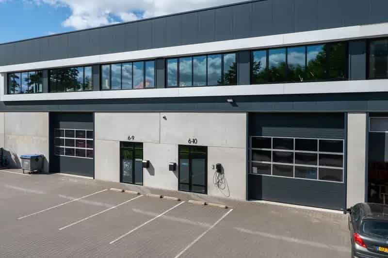 Bedrijfshal te koop Barneveld 200m² + 100m² kantoor
