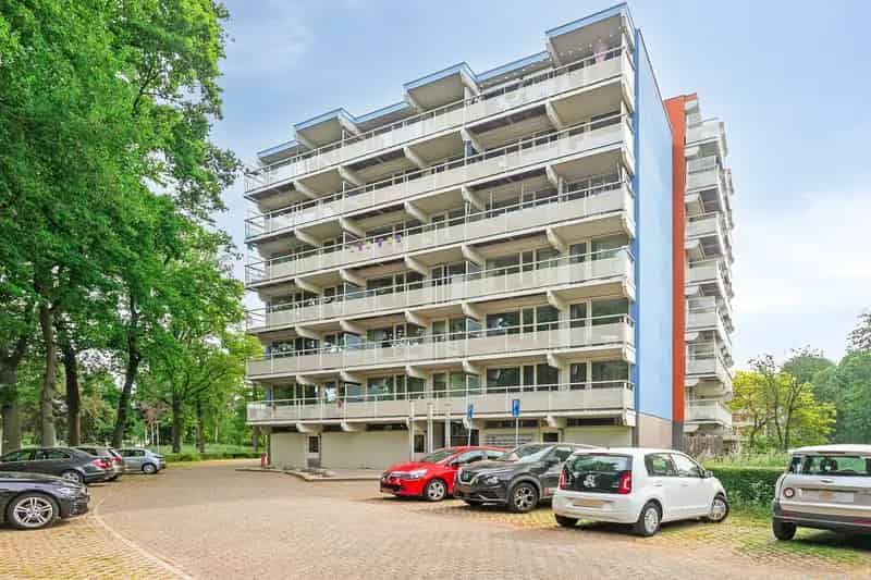 Appartement te koop Nijmegen Tolhuis: Licht & Ruim 2-kamer appartement
