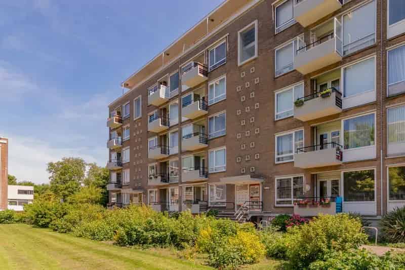 3 Kamer Appartement Den Haag Nabij Strand en Duinen