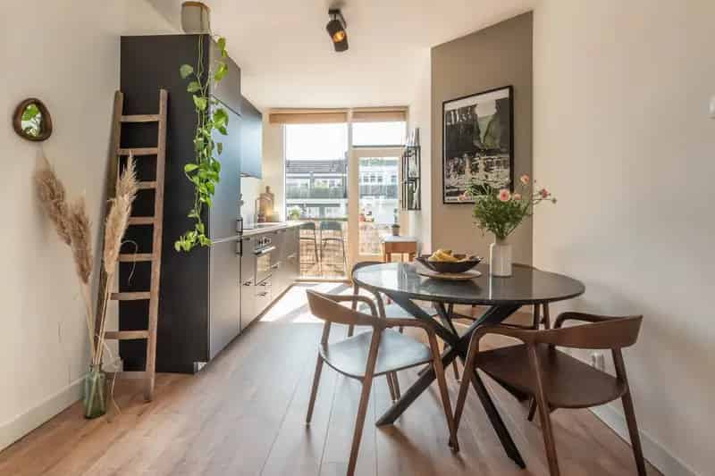 Amsterdam Zuid - Licht appartement 2 slaapkamers Hoofddorppleinbuurt