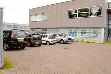 560m2 Kantoorruimte te Koop Nieuw Vennep A+ Label 8 Parkeren