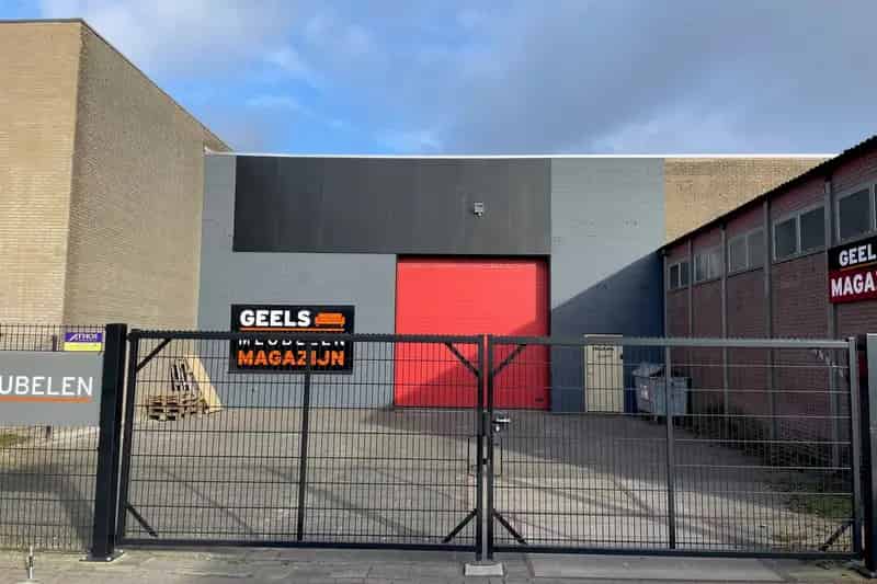 Bedrijfspand te huur IJmuiden 900m² Kantoor 40m²