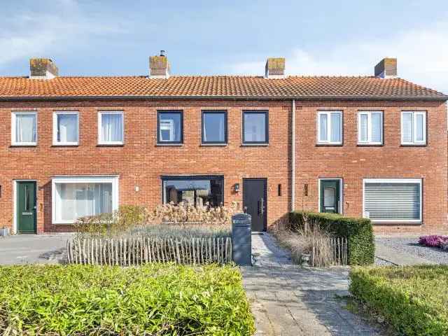 Tussenwoning Vogelwaarde 3 slaapkamers nieuwe keuken