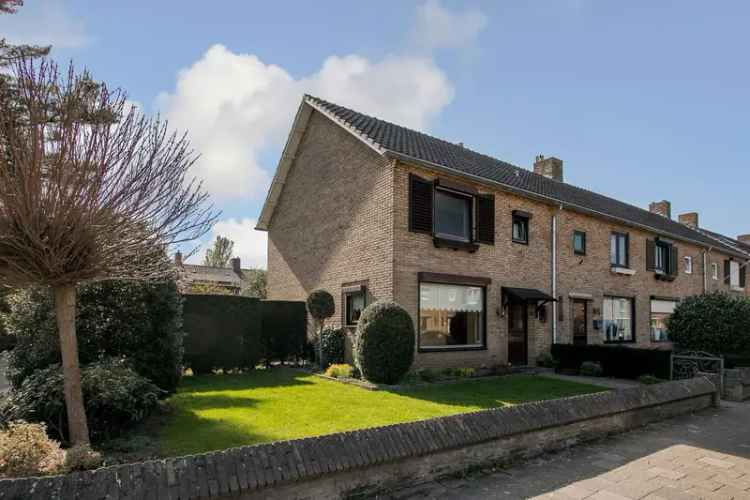 Ruime Hoekwoning Tegelen 3 Slaapkamers Garage Tuin