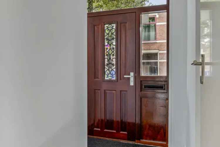 Huis te koop Schiedam: Luxe gerenoveerde woning 3 slaapkamers