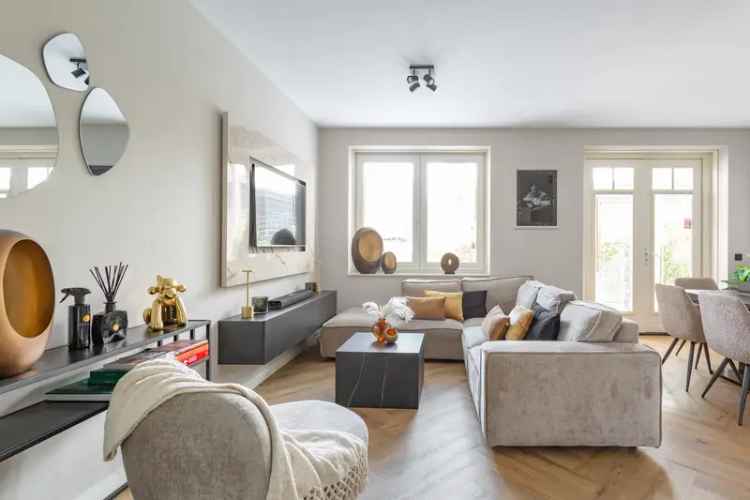 Appartement te koop Weesp: Instapklaar 2-kamer appartement met tuin