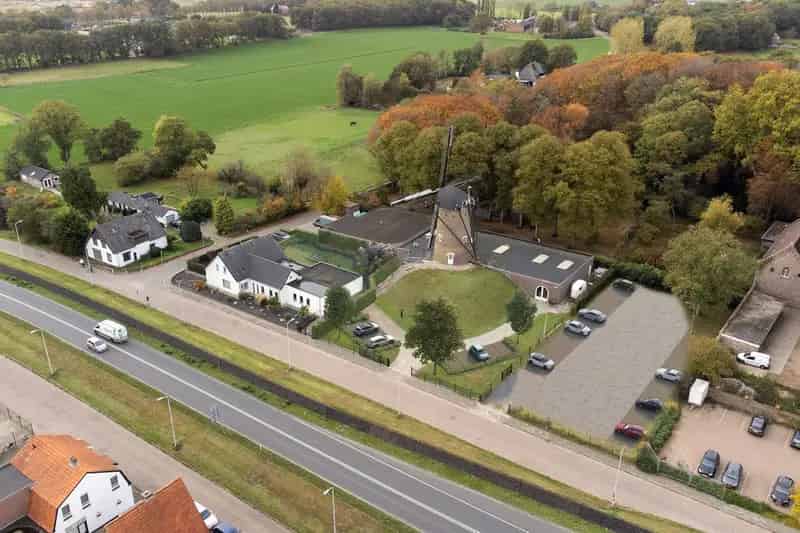 Bedrijfshal met Molen te Koop Wijchen