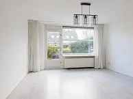 Huis te huur Almere 3 slaapkamers moderne keuken tuin