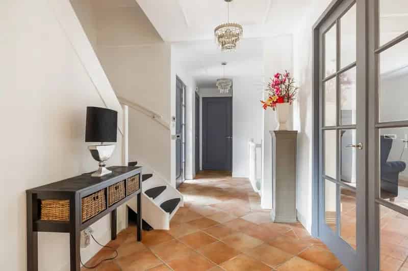 Luxe Villa te Koop Soest Ruime Tuin Wellness Zwembad Sauna