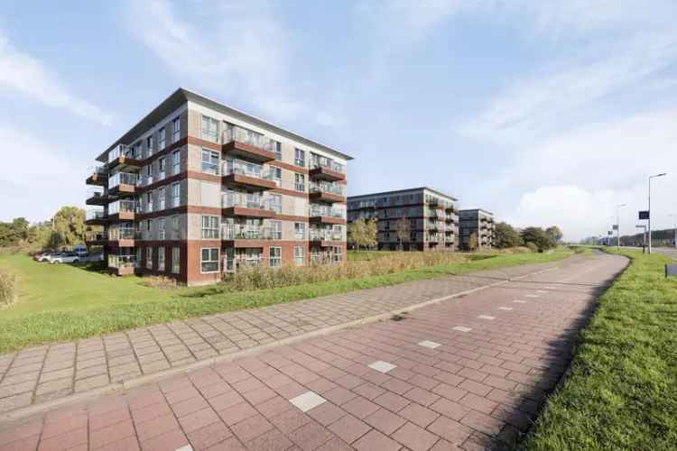 3 Kamer Appartement Oostdijk Nabij Winkelcentrum