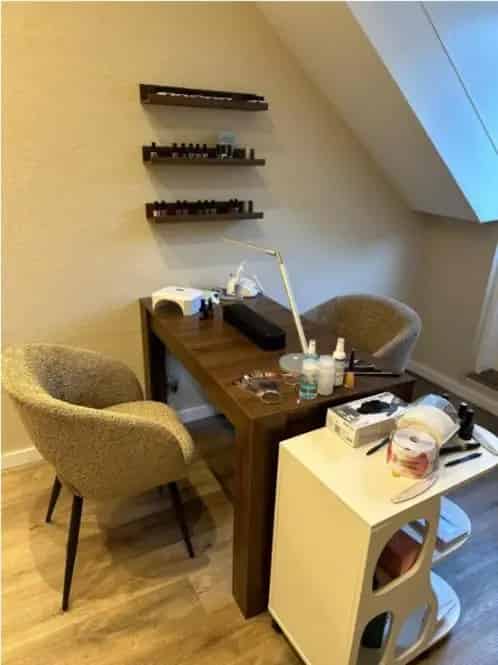 Huurplek Nagelstyliste Huissen Professionele Salon