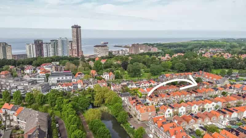Jaren 30 woning Vlissingen nabij strand 3 slaapkamers diepe tuin