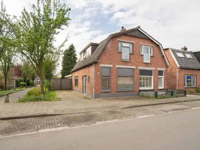 Ruime Kluswoning Enschede 3 slaapkamers Grote tuin