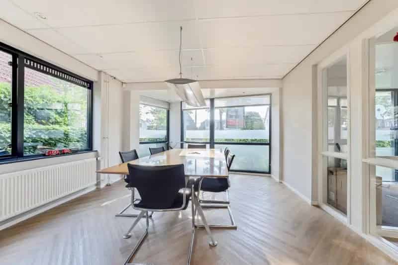 Kantoor te huur Limmen Rijksweg 200m²