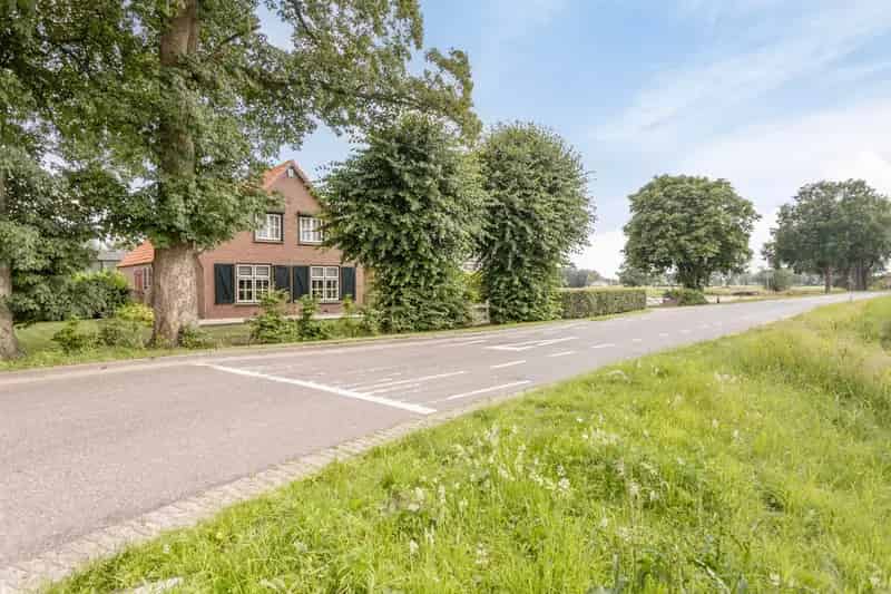 Woonboerderij Epe Apeldoorns Kanaal 204m² 3500m²