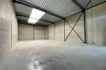 Bedrijfsruimte te huur Tholen 215m2 Kantoor 64m2