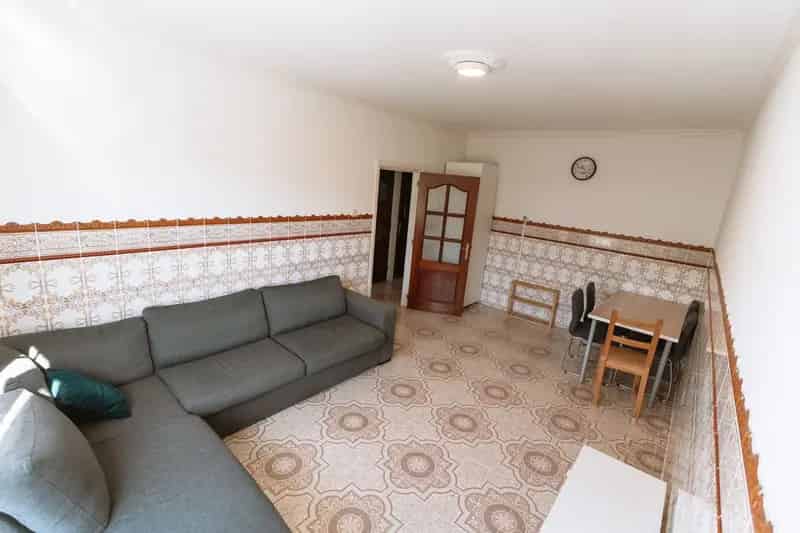 Appartement te koop: Goeverneurlaan 8 2523 BK Den Haag | Funda
