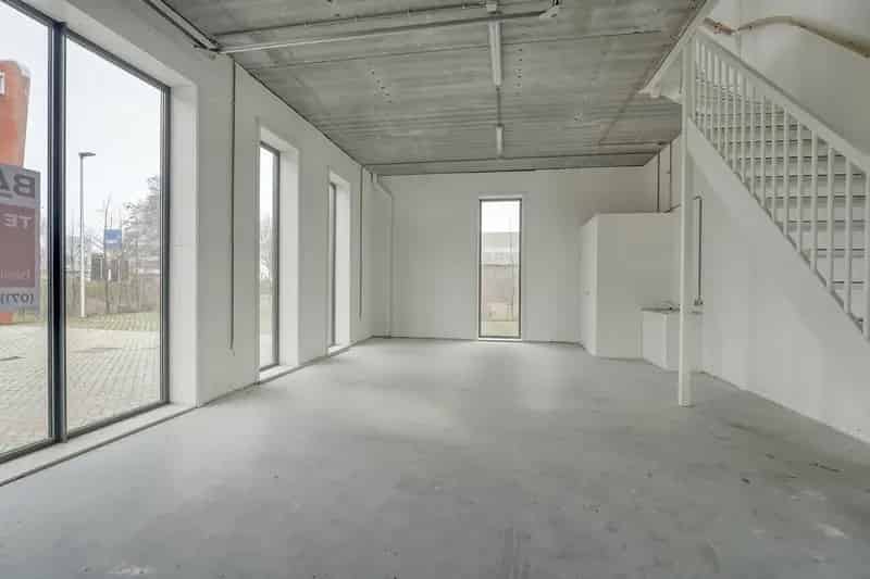 Bedrijfshal Sassenheim te huur 130m2