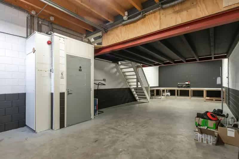 Bedrijfshal Dordrecht te huur: 110m2 unit Dordtse Kil III