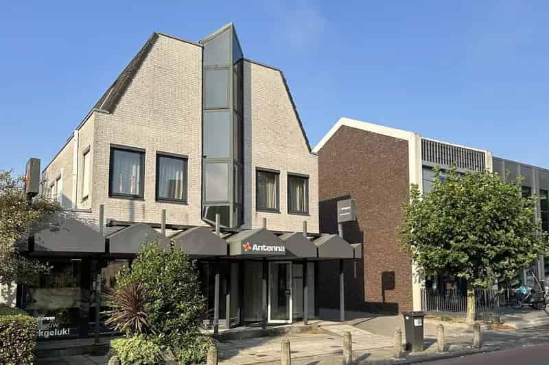 Kantoor te huur Aalsmeer Stationsweg 140m²