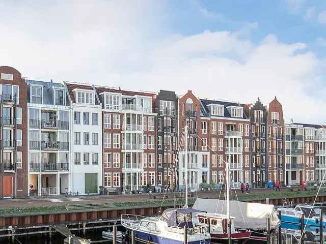 Modern Luxe Appartement Bunschoten Spakenburg  Uitzicht Water