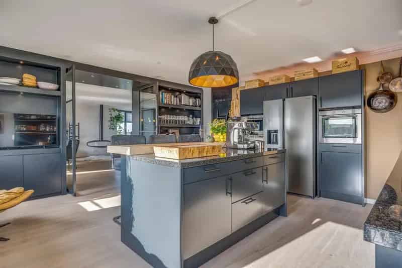 Luxe Penthouse 224m2 Voorschoten 6 slaapkamers Dakterras