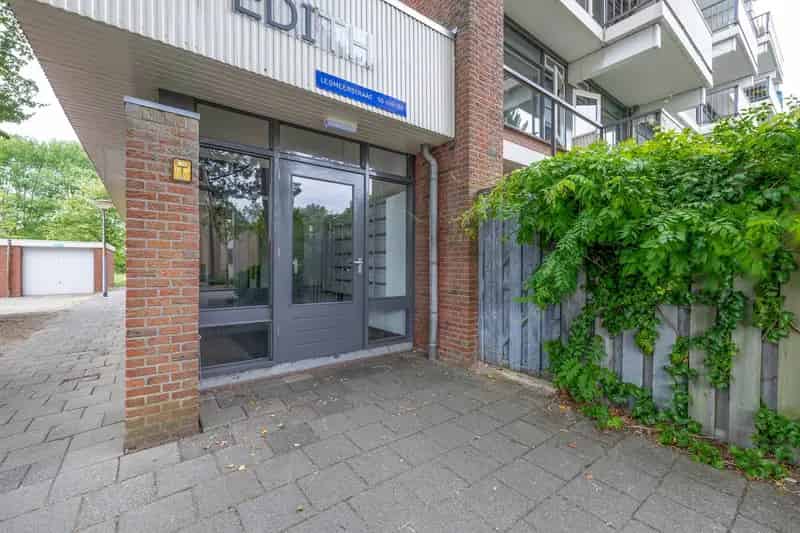 Appartement te koop Hoofddorp: Licht & modern appartement