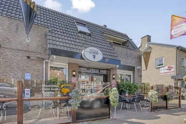 Cafetaria Le-Patat te Aarle-Rixtel