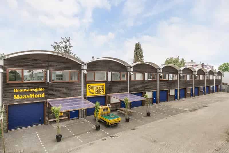 Belegging Rotterdam: Verhuurde Bedrijfsunit 58m²