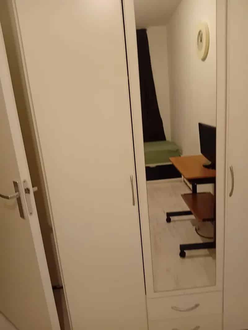 Kamer te Huur Grote Woning Tijdelijk Verblijf