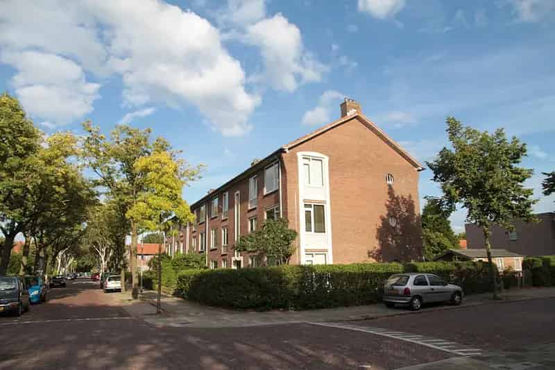 Appartement begane grond 1 slaapkamer tuin berging