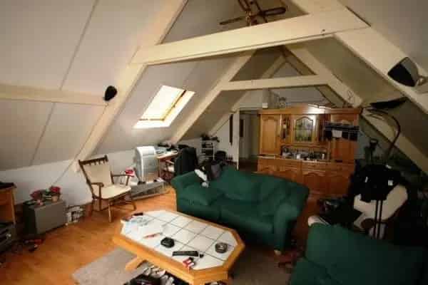 Winkelpand met bovenwoning Sneek