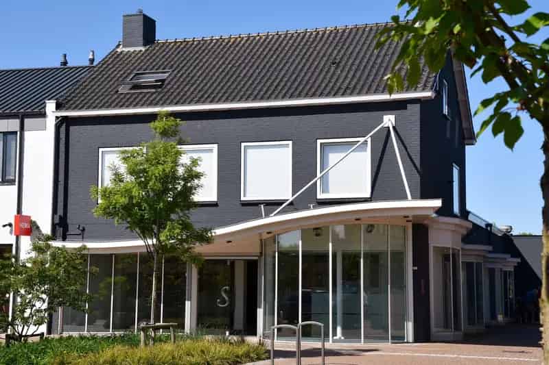 Winkel Roden | Zoek winkels te huur: Heerestraat 82 9301 AH Roden 