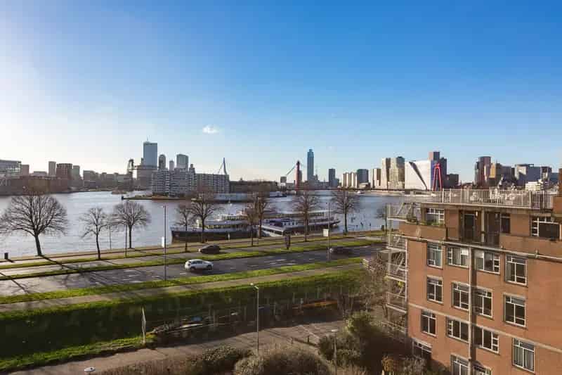 2 Kamer Appartement Rotterdam Oostmaaslaan Uitzicht Nieuwe Maas