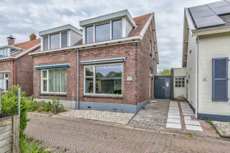 Jaren 30 woning ruime tuin nabij stadscentrum