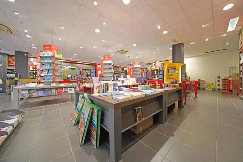 Winkel te Huur Almere Buiten 245m2 Nabij C&A