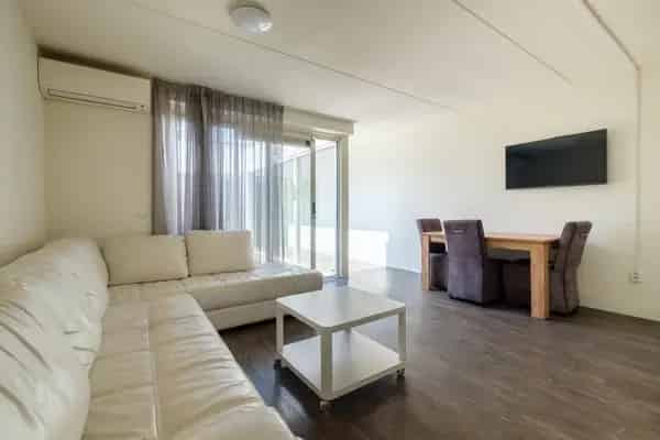 Te huur: Huis Iseoplantsoen in Amsterdam