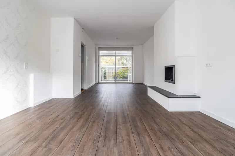Goed Onderhouden Benedenwoning Voorburg Royale Tuin 75m2